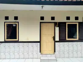 Rumah Fully furnished di Jalan Kopo Bandung