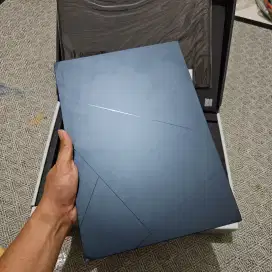Asus Zenbook 14 OLED TC intel Evo i7