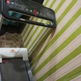 Di jual treadmil Listrik baru beli hanya terpakai 2x masih bagus BGM5