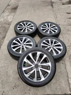 jual veleg ori corolla cross r 18 pcd 5x114 3 narang mulus