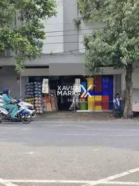 Ruko Strategis Dekat Alun Alun 2 Lantai di Kyai Tamin Malang