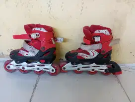 Sepatu roda anak