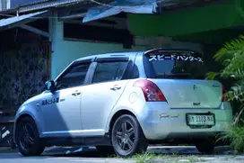 Suzuki Swift 2009 Bensin