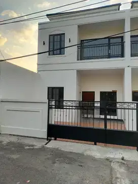 Dijual Rumah di Taman Kopo Indah 3 Bandung, Aman Kawasan Bebas Banjir