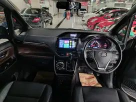 Toyota Voxy 2021 Bensin