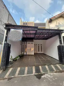 RUMAH SEKEN 2LT DI PSR.MINGGU, DEKAT STASIUN, TOL & PERKANTORAN