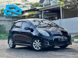 Toyota Yaris 1.5 E MT 2012 Hitam
