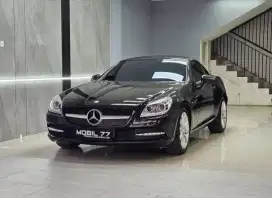 Mercedes Benz SLK200 1.8 At odo20rb Tahun 2011