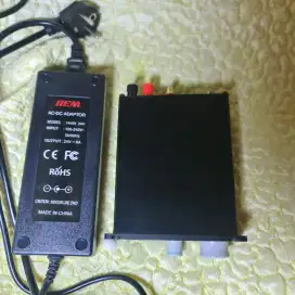 Amplifier Mono Subwoofer merk Herk plus adaptor 24V 6A