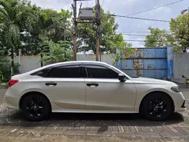 Honda Civic 2023 Bensin