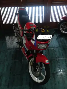 Motor Honda NSR 150 (motor rawatan)