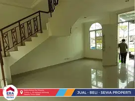 Rumah Bagus Bersih Terawat Cluster Laseine Jakarta Garden City