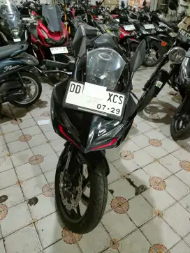 Honda cbr 250 cc 2024 hitam