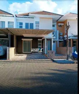 Dijual Rumah Siap Huni di Babatan Pantai Greenville