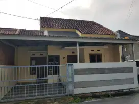 Dijual rumah siap huni