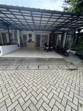 Dijual rumah cluster grand galaxy SHM bagus terawat tingkat LT 120
