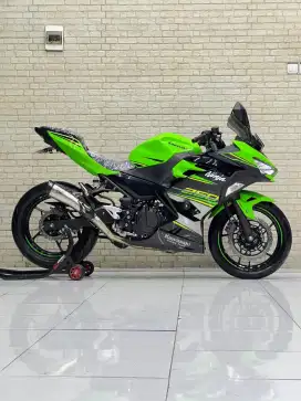 TERMURAH‼️ Kawasaki Ninja 250 KRT 2019 ABS Smartkeyless Likenew