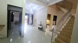 Disewakan Rumah Asri Kranggan Permai Cibubur