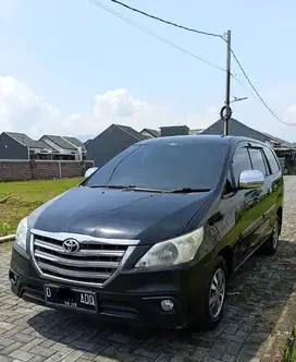 Toyota Inova 2.5 G Diesel Matic