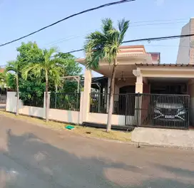 Dijual Rumah Hook di cluster Ifolia Harapan Indah Bekasi