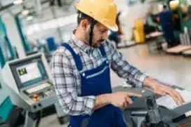 Lowongan Kerja Operator & Teknisi Mesin Produksi