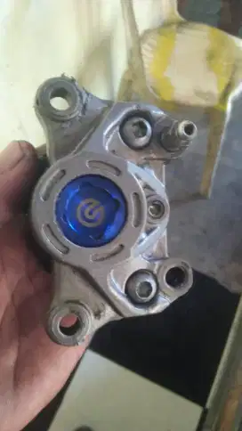 Kaliper Brembo 2p