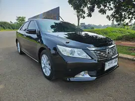 Toyota Camry 2.5 V Tahun 2014 Jual cash