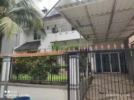 Di jual rumah dengan harga terbaik di giri loka 2