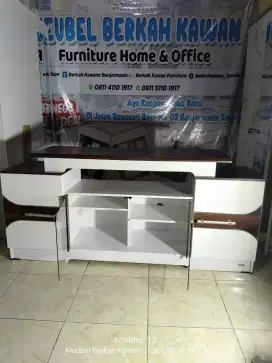 Meja TV minimalis
