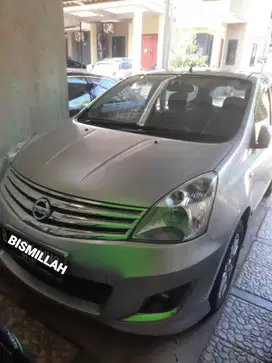 Nissan Grand livina 2012 Bensin