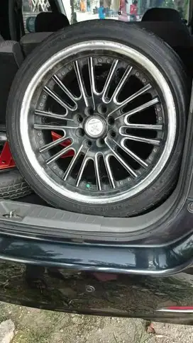 Velg ban R17 205/45 88W