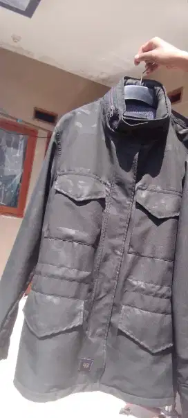 Jaket pria model utility