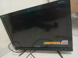 TV merk polytron LCD 24 inchi (bekas)
