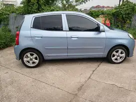 Kia Picanto 2010 Bensin