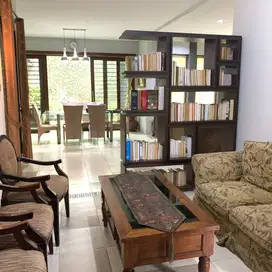Rumah meah semi furnis cigadung dibawah harga pasaran