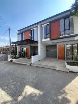 Rumah baru 2 Lantai di Jl Merkuri Margahayu Bandung