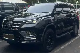 Fortuner GR Sport 2.8, Tetradrive 4x4, tahun Des 2023, 11 ribu KM
