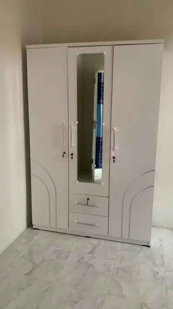 Diskon Lemari Pakaian 3 Pintu Model Minimalis Terbaru