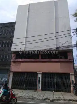 Disewakan Ruko Gandeng di Jl. KH Hasyim Ashari, Petojo Utara, Gambir