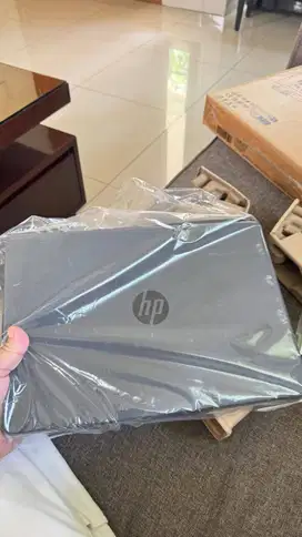 Laptop Notebook PC HP 245 G8 61G62PA Ryzen 5-5500U 8GB 512GB SSD Win11