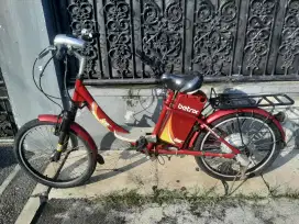 Sepeda listrik betrix klasik tanpa aki