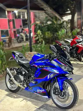 ZX25R SE ABS QS BARU 4 BULAN PAKAI
