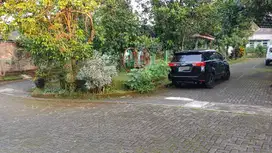 Disewakan Rumah 2LT Dekat Mijen BSB
