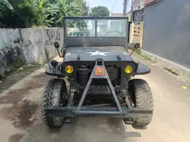 Dijual Jeep Willys Rakitan Mesin Kijang 4K