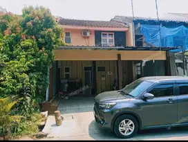 Di Jual Rumah Kos Sangat Strategis dalam Cluster di lippo cikarang