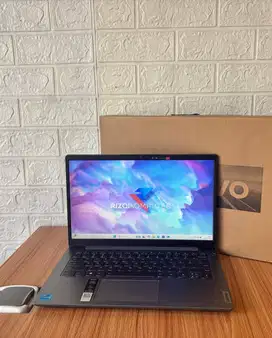 Lenovo Ideapad Slim 3 14IAU7 Intel Core i3-1215U Ram 8GB SSD 512GB