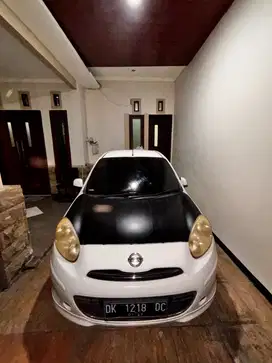Nissan march 2012