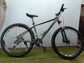 Dijual cpt sepeda mtb element cyber y9