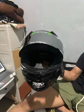 JUAL SANTAI HELM