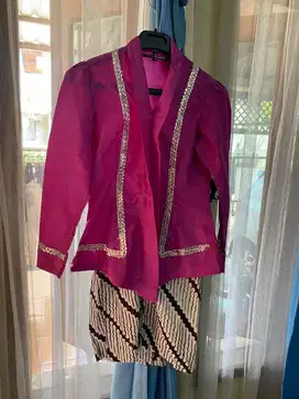Baju Adat Anak Set